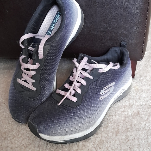 Shoes and boots - Picture 2 of 2